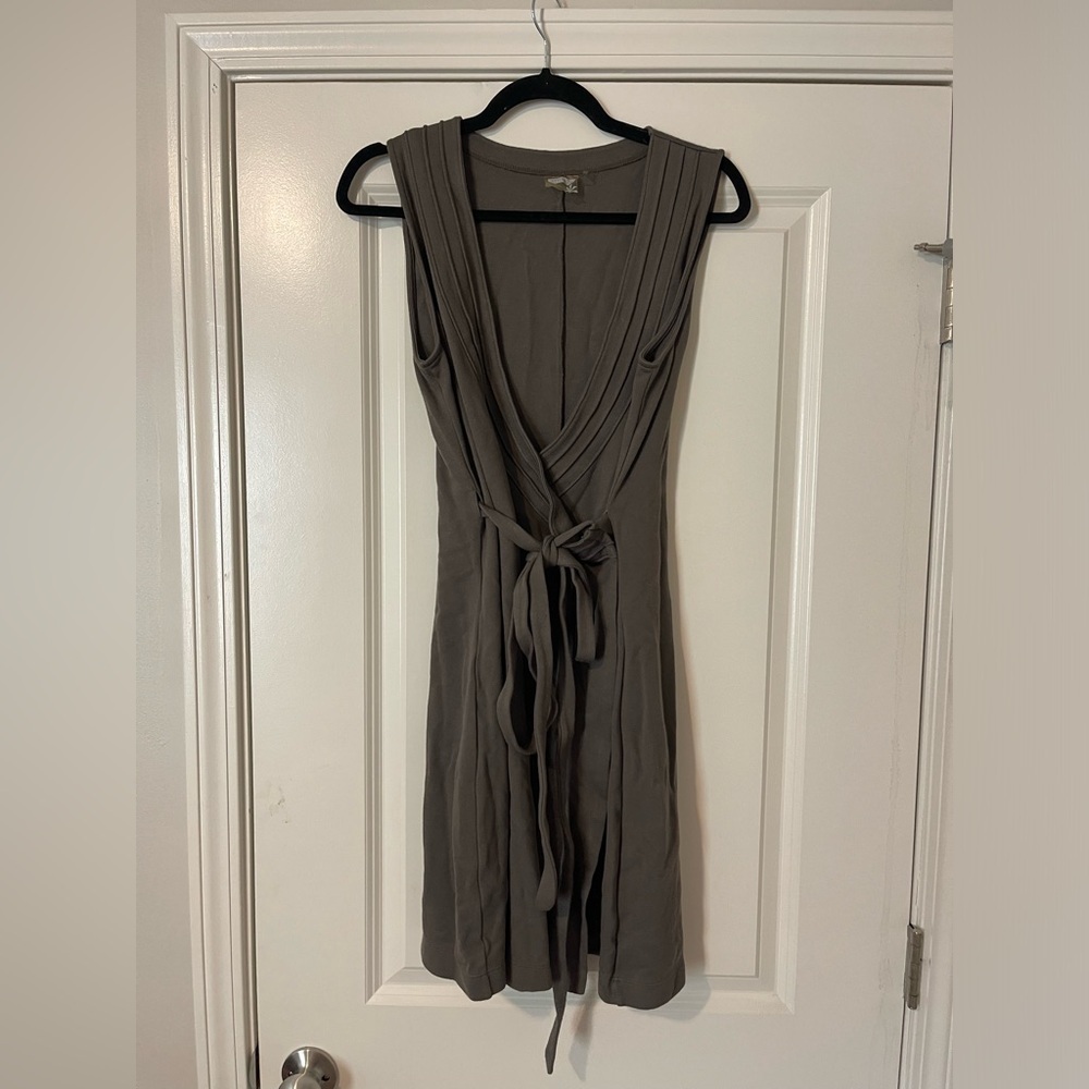 Athleta wrap dress size medium color dark green